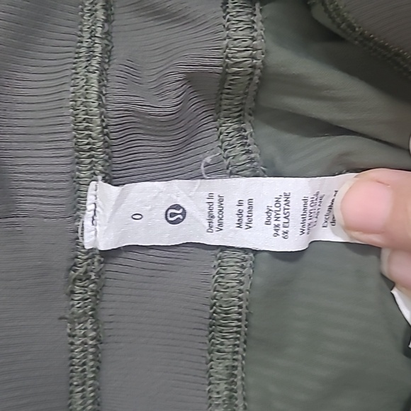 lululemon athletica Dance  Green Joggers Size 0 - Picture 4 of 8